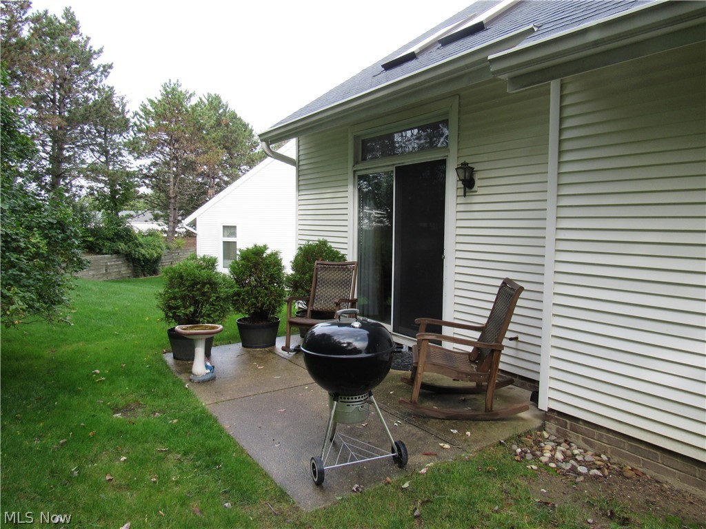 Homes/Emerald Rdg Condo Ph II - Residential