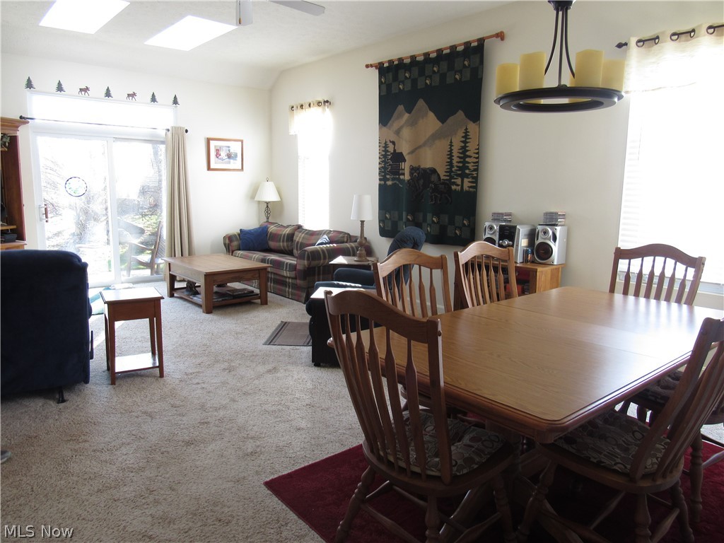 Homes/Emerald Rdg Condo Ph II - Residential