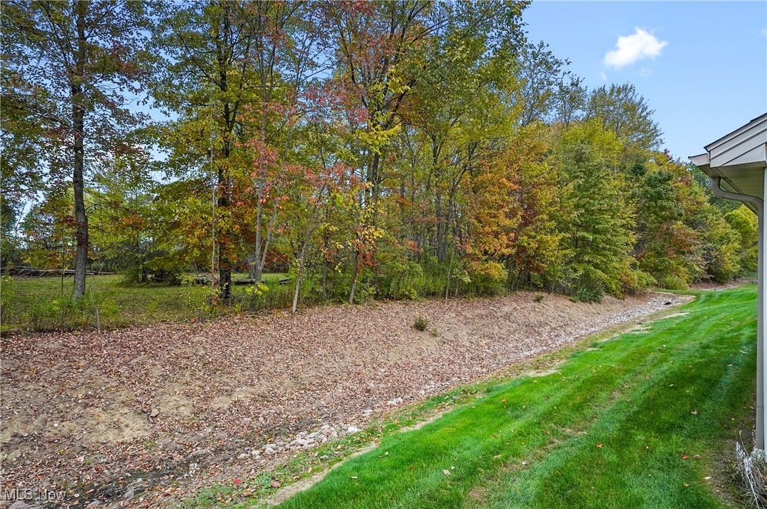 Roberto Place Condo - Residential