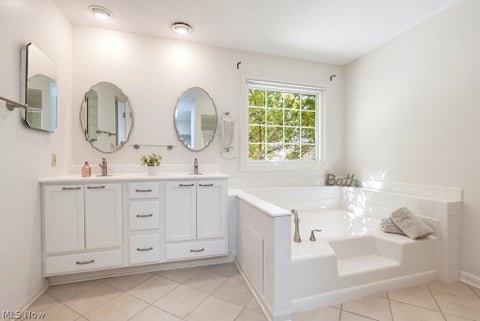 Tiny photo for 938 Sturbridge Drive #134, Akron, OH 44313 (MLS # 5239472)