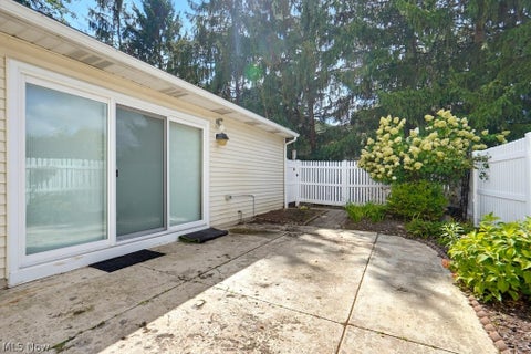 Tiny photo for 938 Sturbridge Drive #134, Akron, OH 44313 (MLS # 5239472)