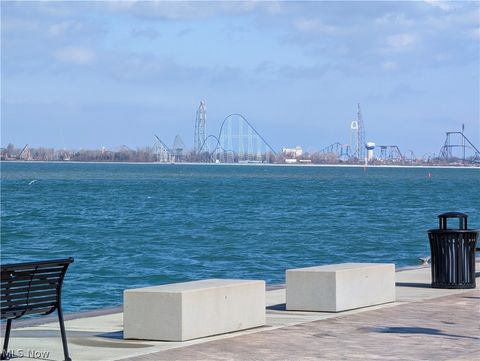 Tiny photo for 401 W SHORELINE Drive #312, Sandusky, OH 44870 (MLS # 5190354)