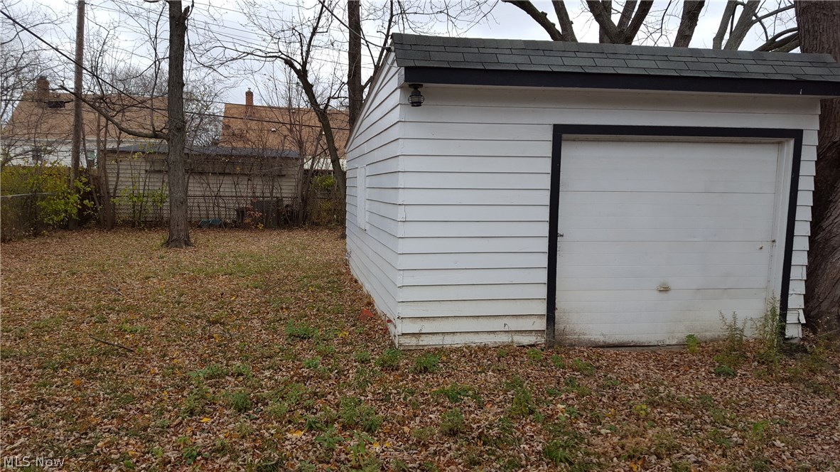 S H Kleinman Realty Cos Glenm - Residential Lease