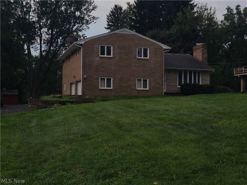 Homes For Sale - 1412 Grove Street<br/> Canton, OH 44721