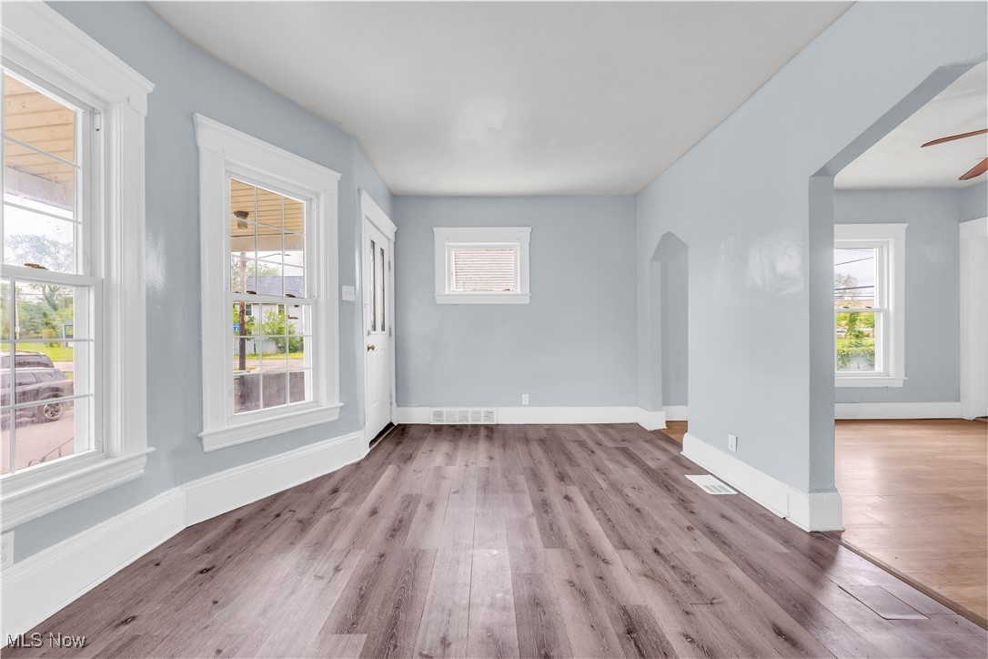 2266 E 84th Street, Cleveland, Ohio image 7