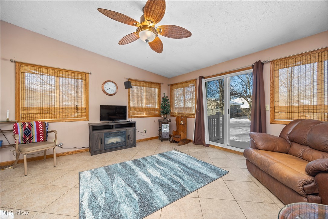 Sandelwood Acres Sub #1 - Residential