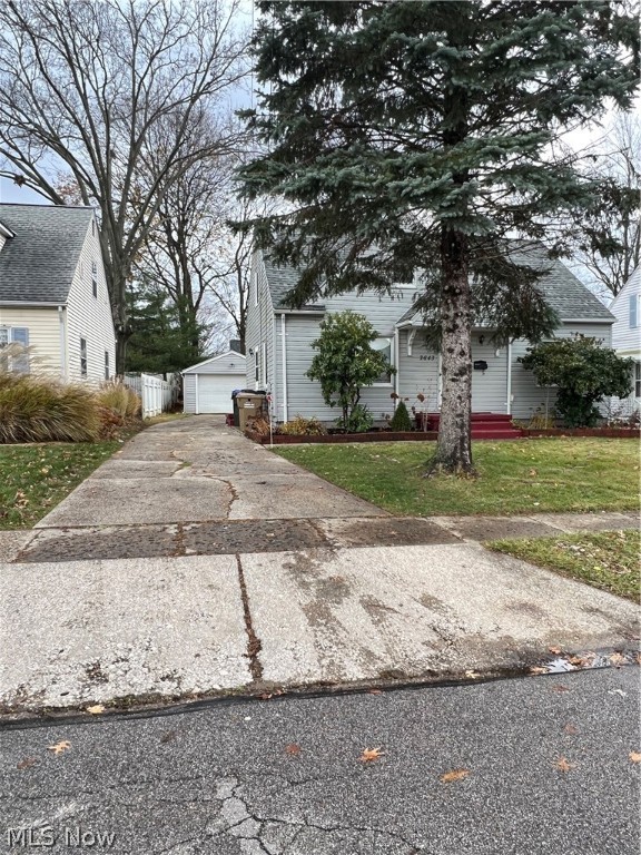 Wonderful house in the front of Bolich Middle Schools.It has 3 Bedrooms and 2 bath located in a walking distance from portage Crossing Shopping Center.Updates include New Hot Water tank 2021,Updated Kitchen Floor and Bathrooms.Book your appointment before it is gone.