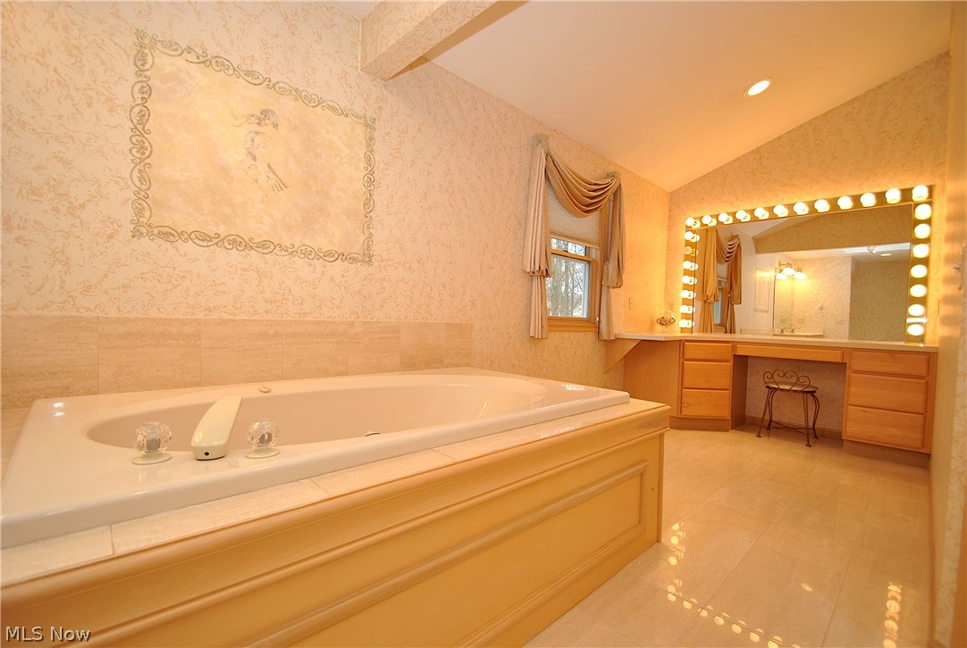 Highland Woods Northeast - Residential