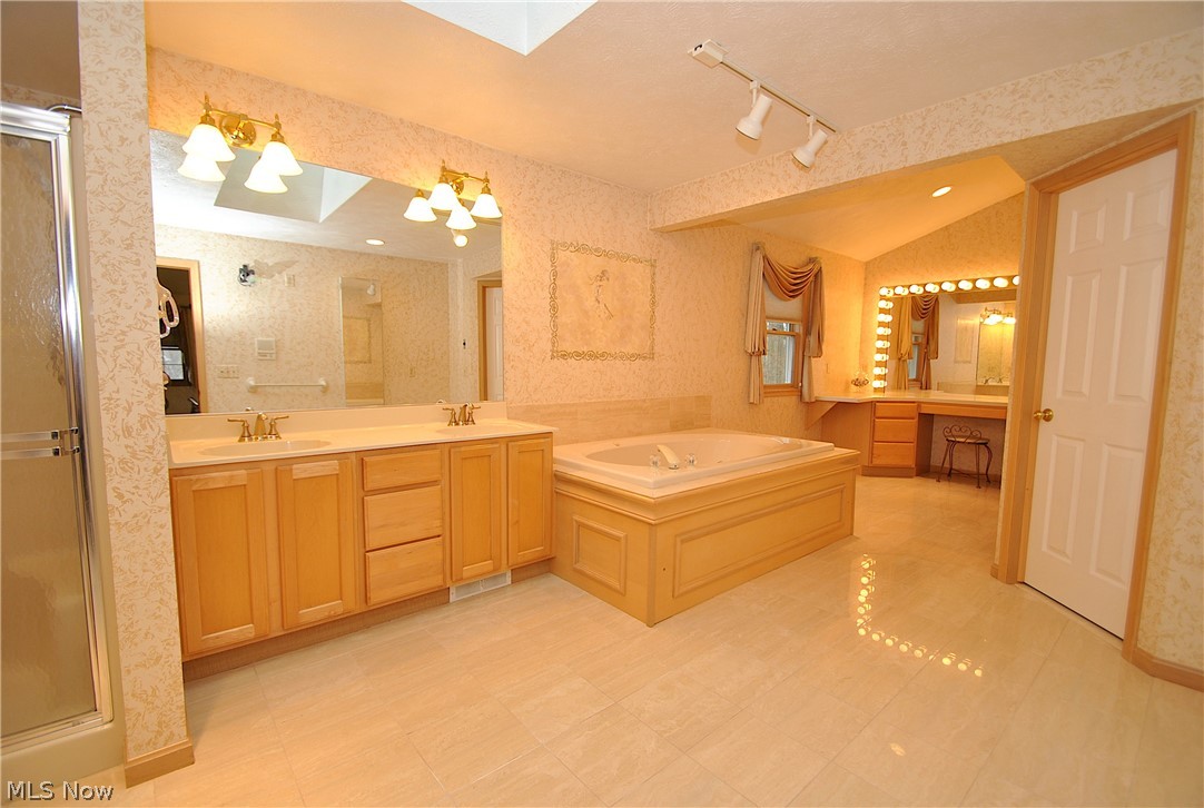 Highland Woods Northeast - Residential