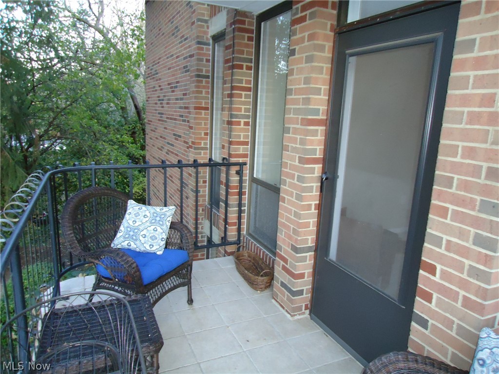 Camelot Condo - Residential