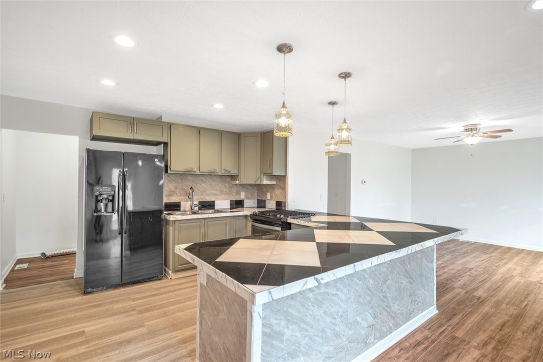 Madison Golf Lakelands 02 - Residential