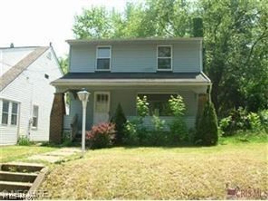 Cute 3 bed, 1 bath, 2 car garage house for rent! Located close to shopping and public transportation! Section 8 approved! Sorry NO PETS! Tenant pays ALL UTILITIES! Security deposit required(same as one months rent). $25 NON-REFUNDABLE application and background check fee($25 per person on application). 

Please call or email for more information, or you can email with "WOODLAND" in the subject line.

 "We do not discriminate or have the effect of discriminating on the basis of race, color, sex, religion, national origin, ancestry, handicap or familial status."