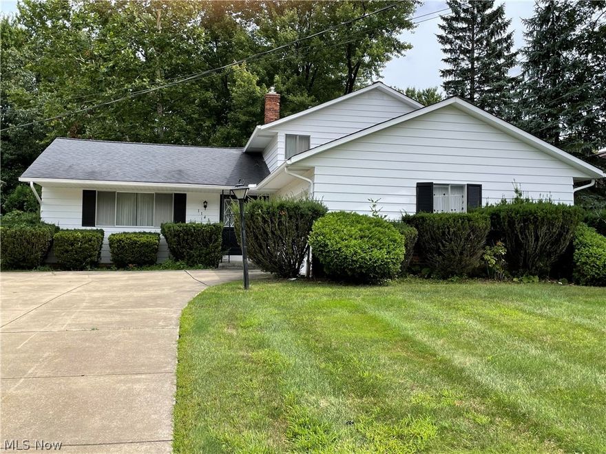 This property is greatfor uoi to renovateit, selling as is.Beautiful split levelhome with basementfor your entertainment. Convenient first flooe laundry room and three large bedrooms on the second level-ine full bathroom on first & secon floors. Beautiful back yard-large lot for you and your family!