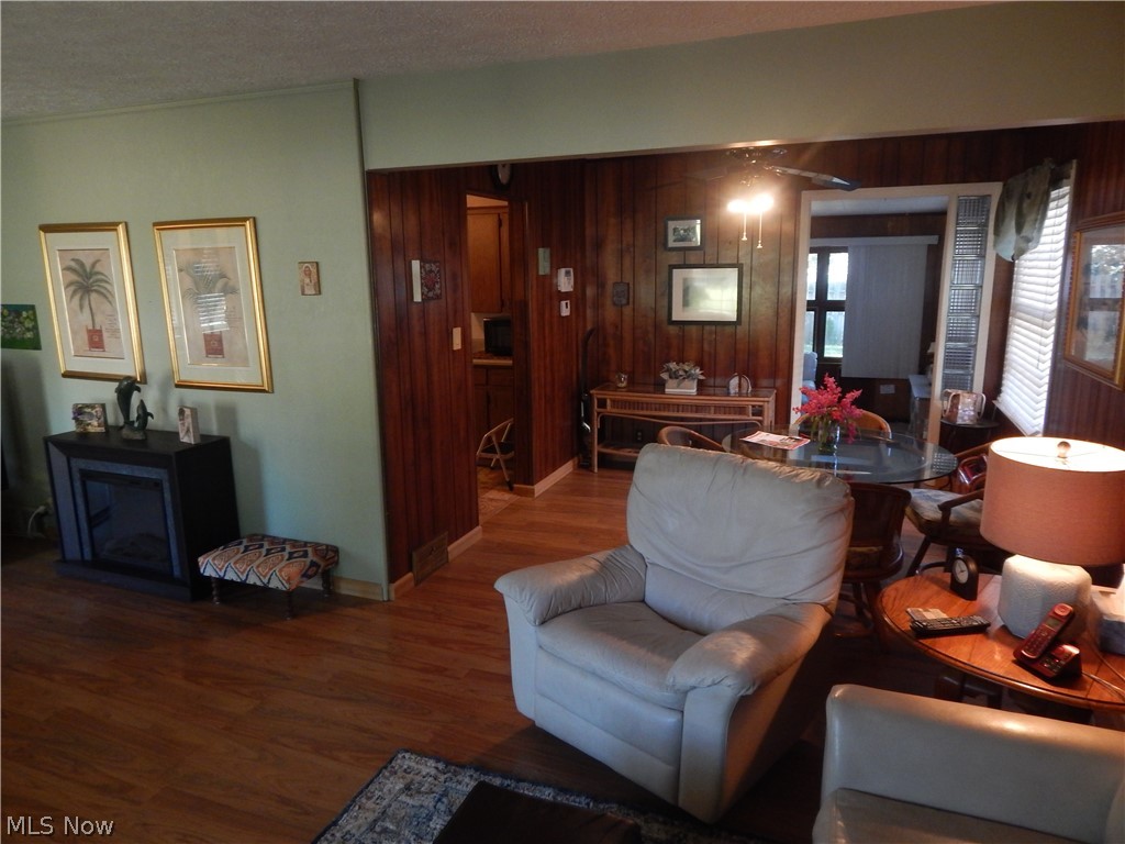 Howard Heights - Residential