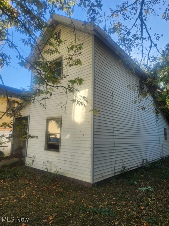 507 N 9th Street, Coshocton, Ohio image 3