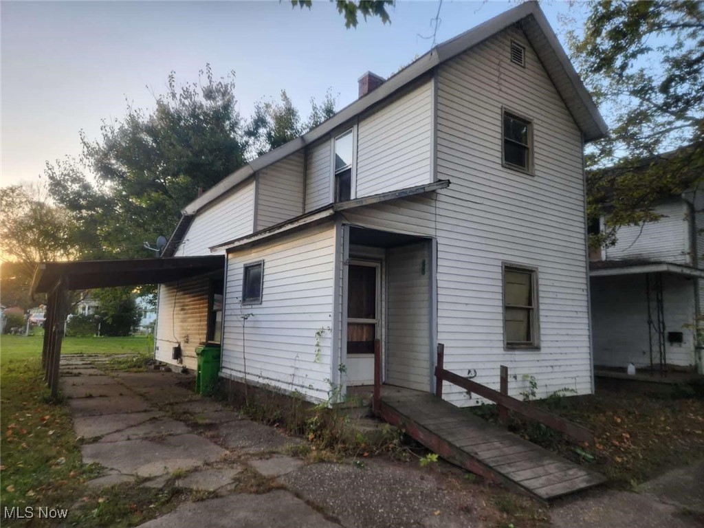 507 N 9th Street, Coshocton, Ohio image 1