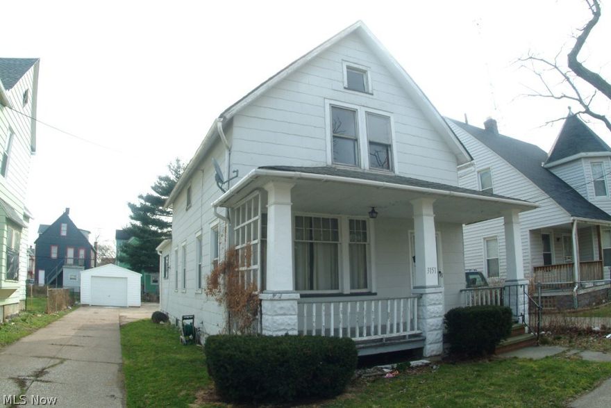 This turnkey single family home offers off street parking with paved driveway, fully updated throughout, Bathroom, floor and first floor laundry room.  Newer hotwater tank and furnace. Home is a great investment opportunity or perfect for the 1st time home buyer.    Owner has additional properties for sale. Owner has additional properties for sale :Properties listed in the MLS 3764880, 3764886 , 3764897 , 3764912 , 3764920 , 3764933 , 3764947