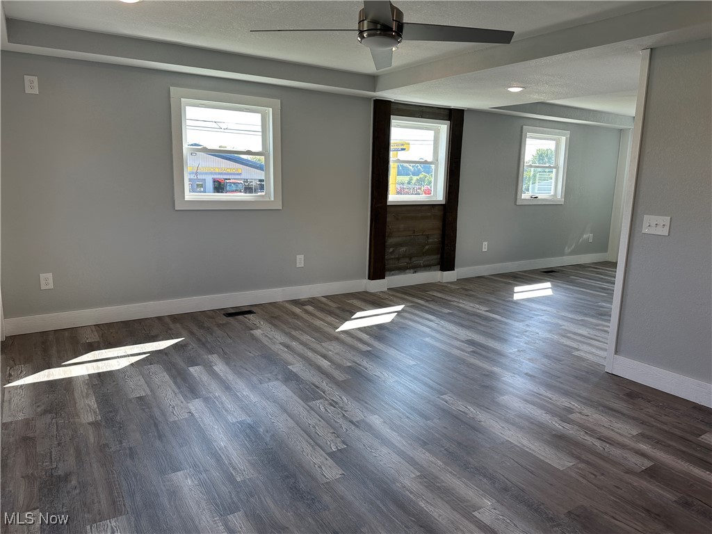 Connecticut Western Reserve - Residential