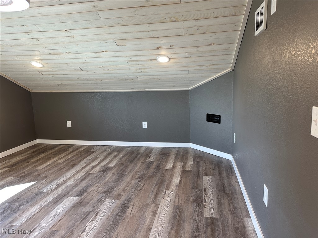 Connecticut Western Reserve - Residential