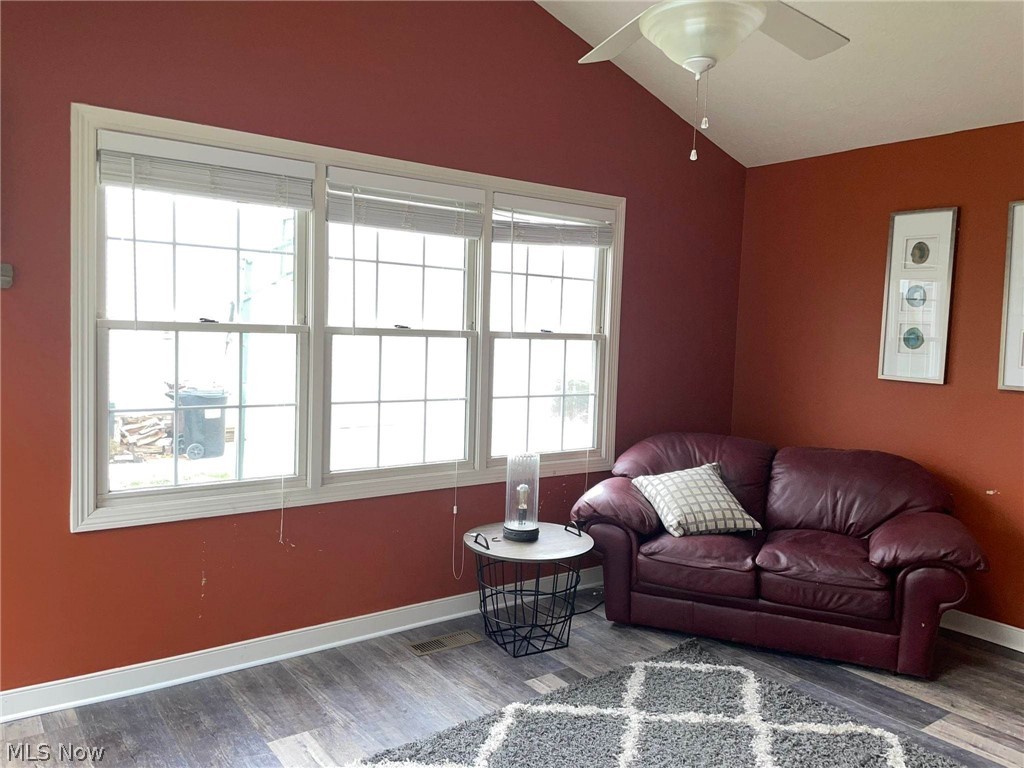 Laurelwoods - Residential