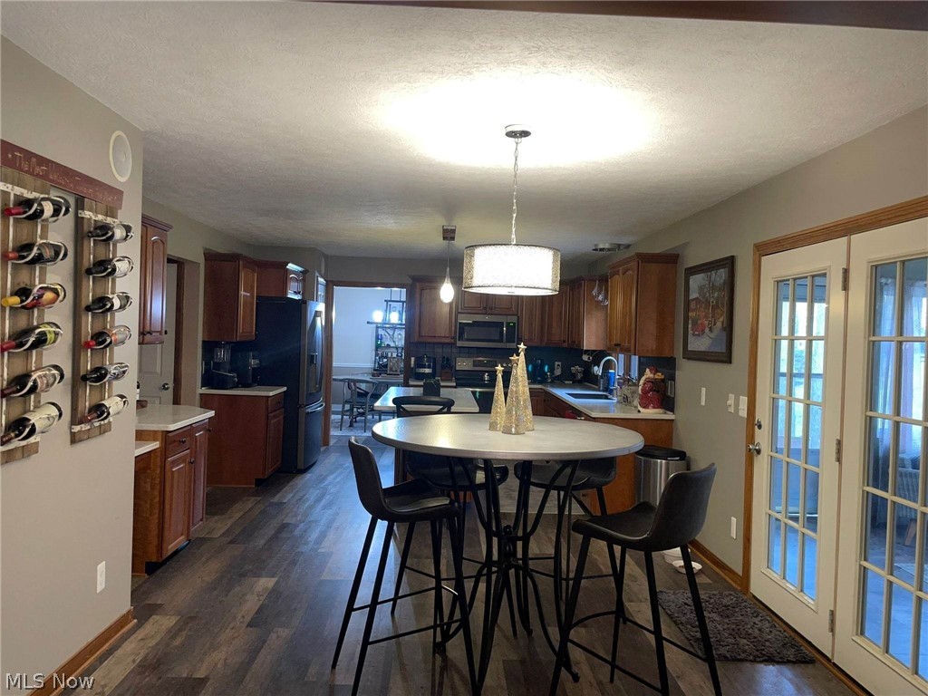 Laurelwoods - Residential