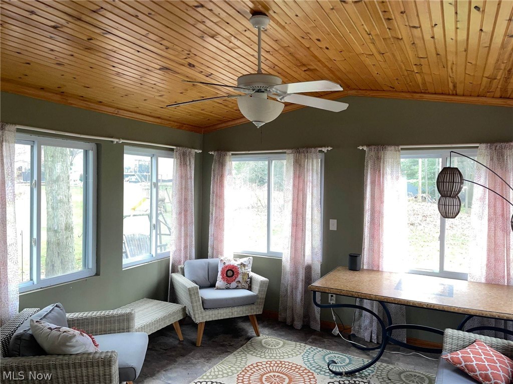 Laurelwoods - Residential