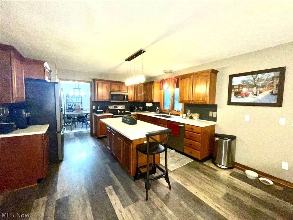 Laurelwoods - Residential