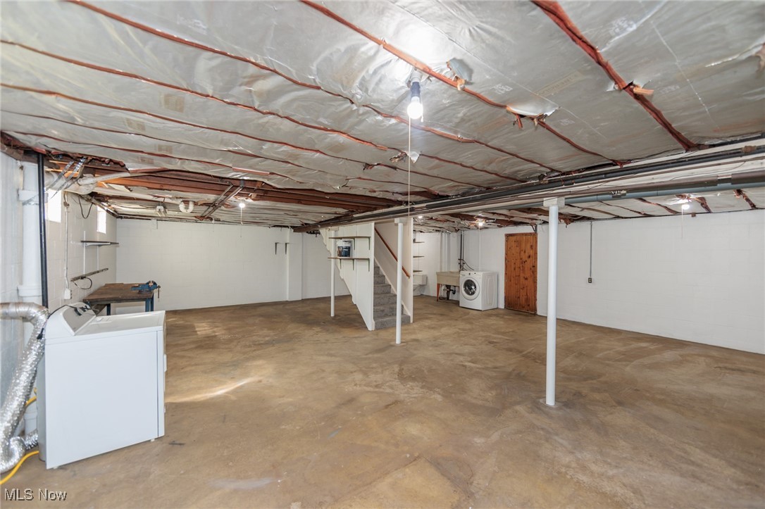 Anna Dean Heights - Residential
