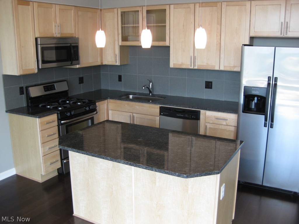 Stonebridge Plaza Condo - Residential