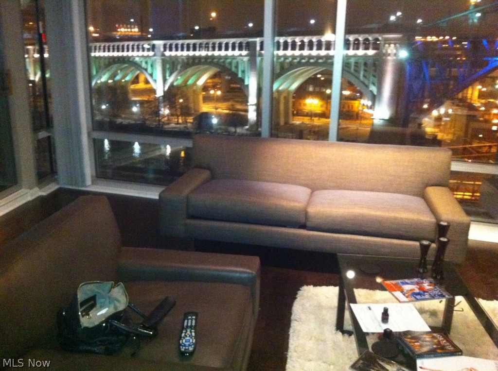 Stonebridge Plaza Condo - Residential