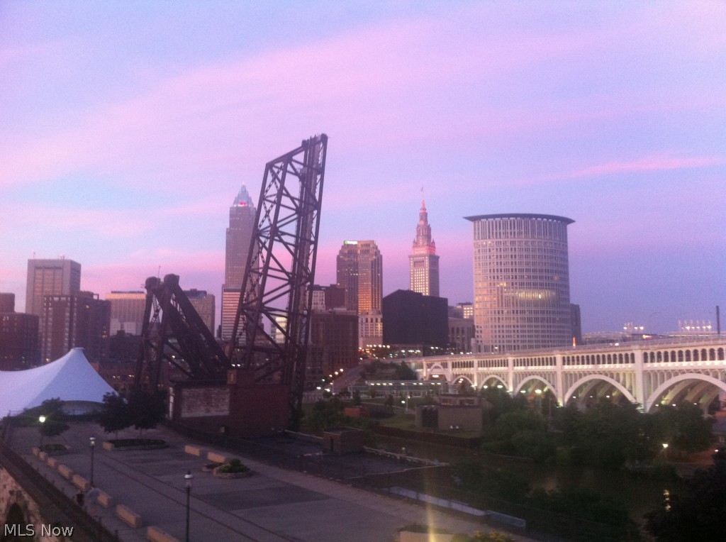 Stonebridge Plaza Condo - Residential