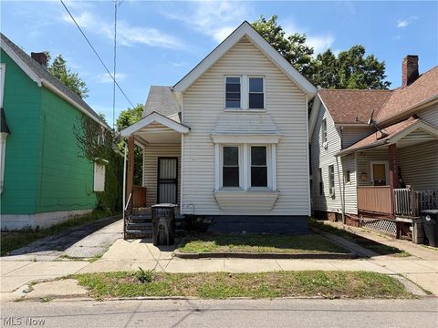 Homes For Sale - 1096 E 72nd Street<br/> Cleveland, OH 44103