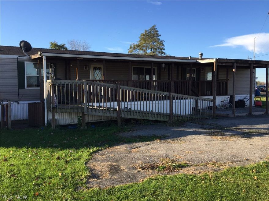 Are you looking for an economical starter home?  Do you enjoy boating or fishing weekends on Lake Erie and are looking for a place to stay?  Are you looking to downsize?  Well then this 2 bedroom, 2 full bath mobile home may be your answer.  Features include master suite with a walk in closet, master bath with Jacuzzi tub, nice sized eat in kitchen with plenty of oak cabinets, vaulted ceiling in family room and ceiling fans in every room.  
Upgrades include newer furnace (2015), newer hot water tank (2014) and newer roof on deck (2014).  
Don't wait!  Call to schedule your personal tour today.