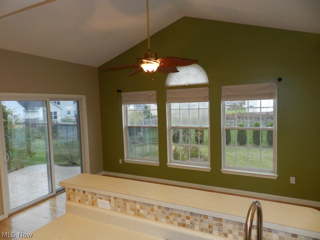 Meadow Lakes 06 - Residential