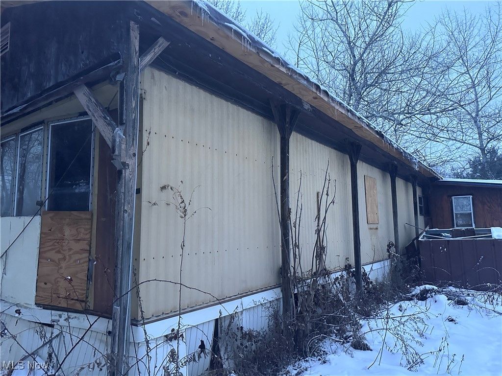 Photo of 9922 Knowlton Road, Garrettsville, OH 44231 (MLS # 5177528)