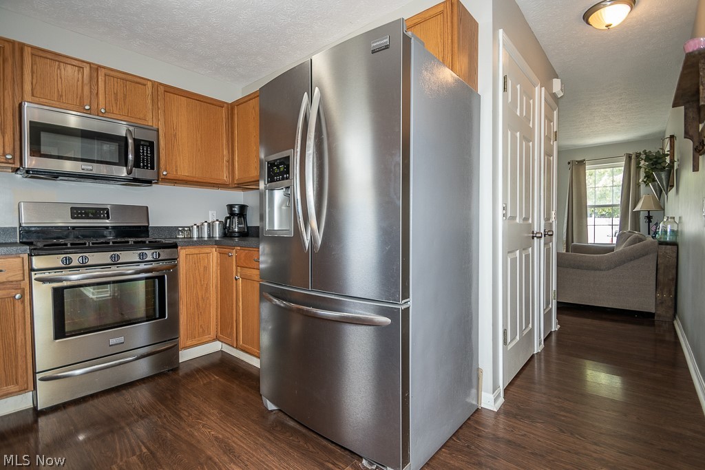 Dartmouth/Clg Hills Condo Ph 01 - Residential