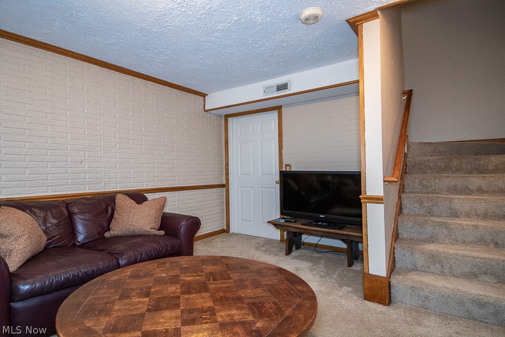 Dartmouth/Clg Hills Condo Ph 01 - Residential