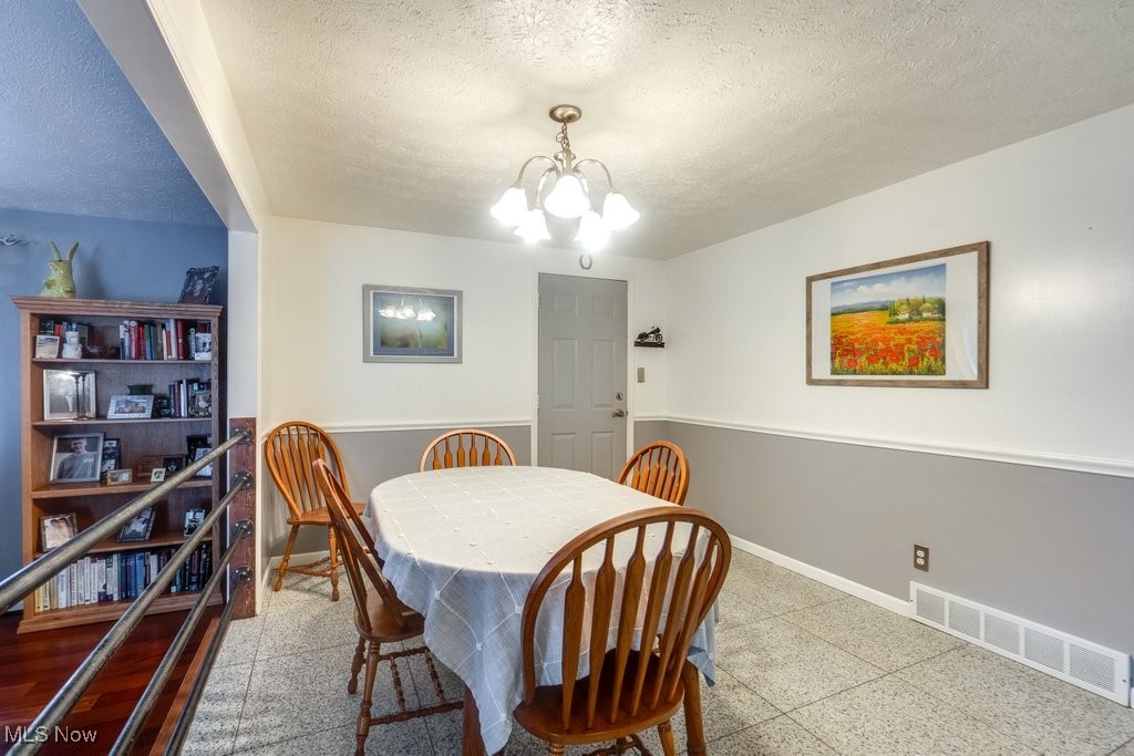 Rolling Hills Acres - Residential