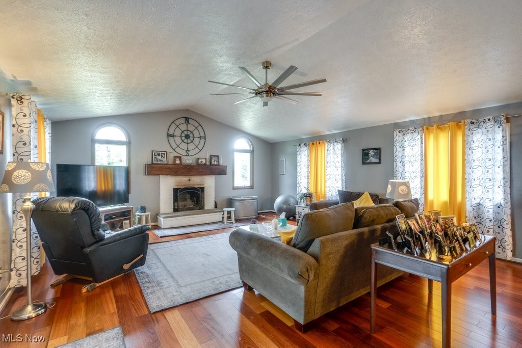 Rolling Hills Acres - Residential