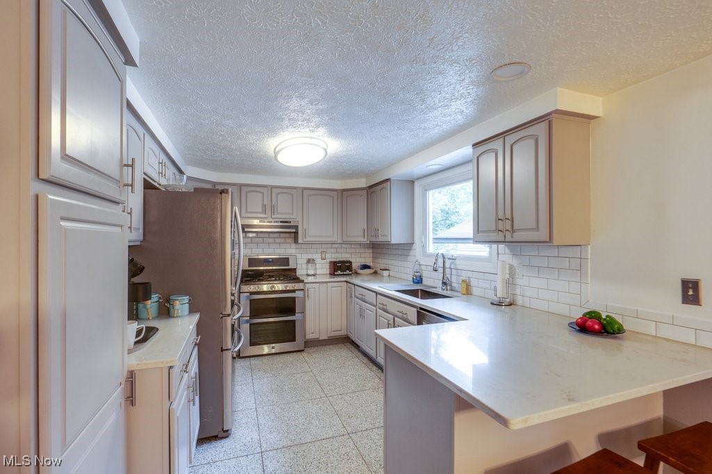 Rolling Hills Acres - Residential