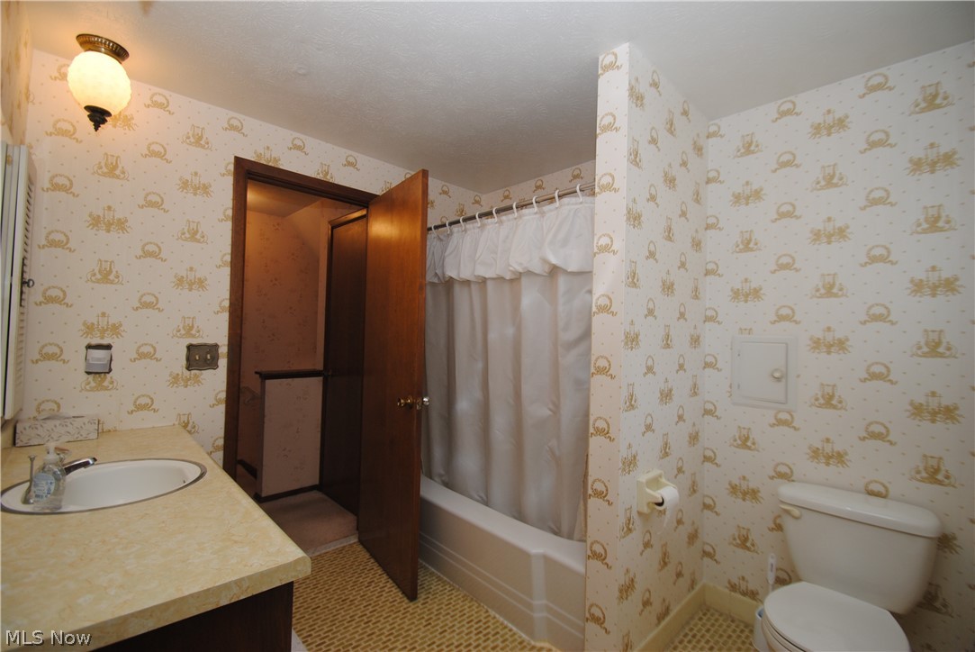 Canterbury Manor - Residential