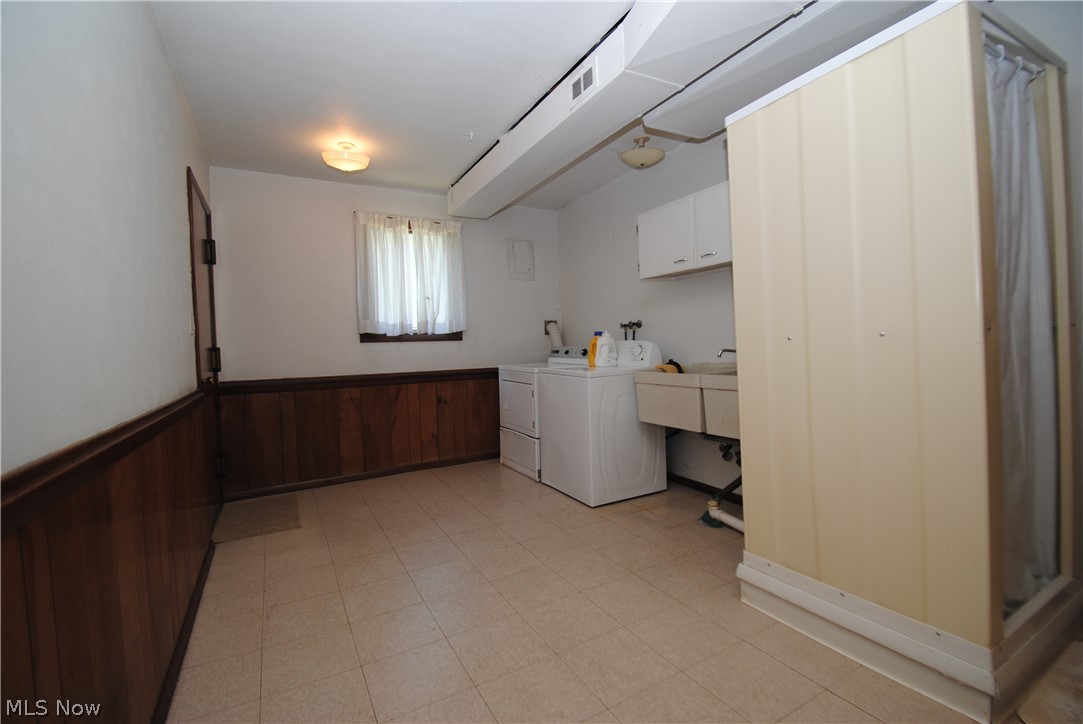 Canterbury Manor - Residential