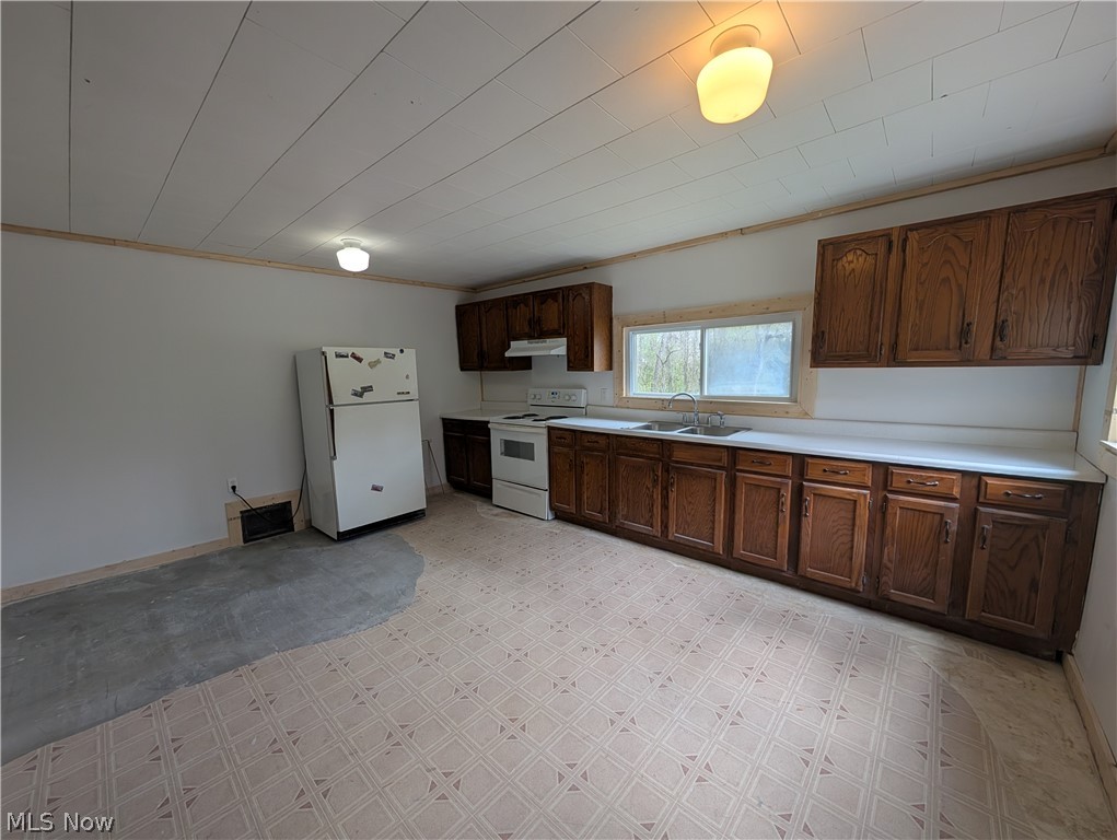 14644 State Route 37 E
