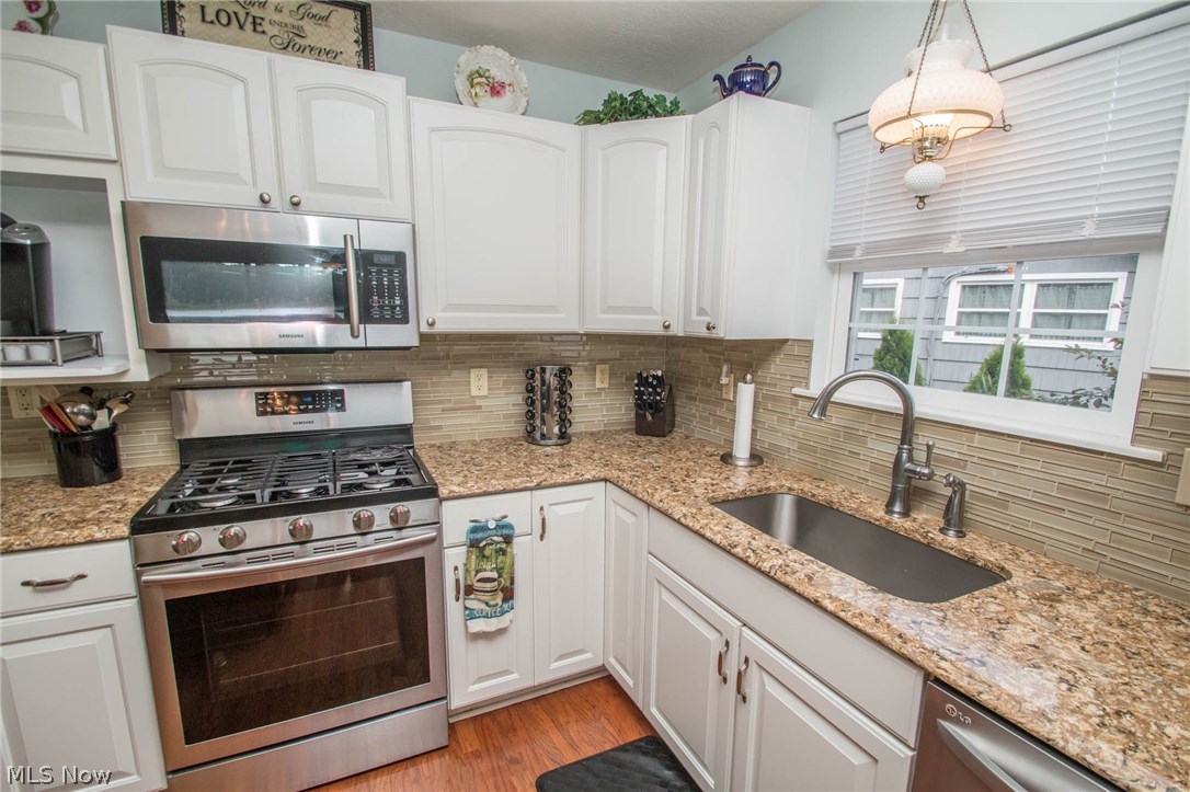 Muzzy Lake - Residential