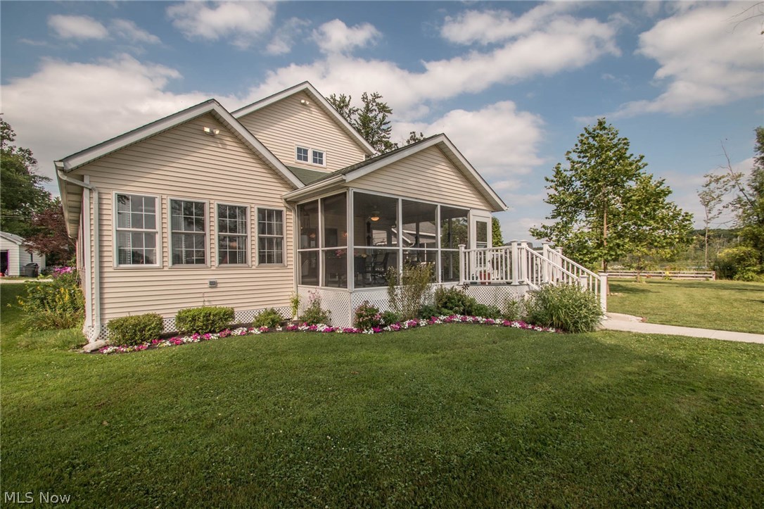 Muzzy Lake - Residential