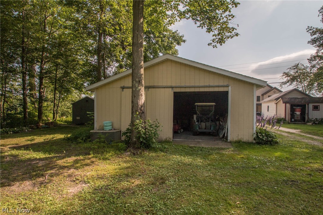 Muzzy Lake - Residential