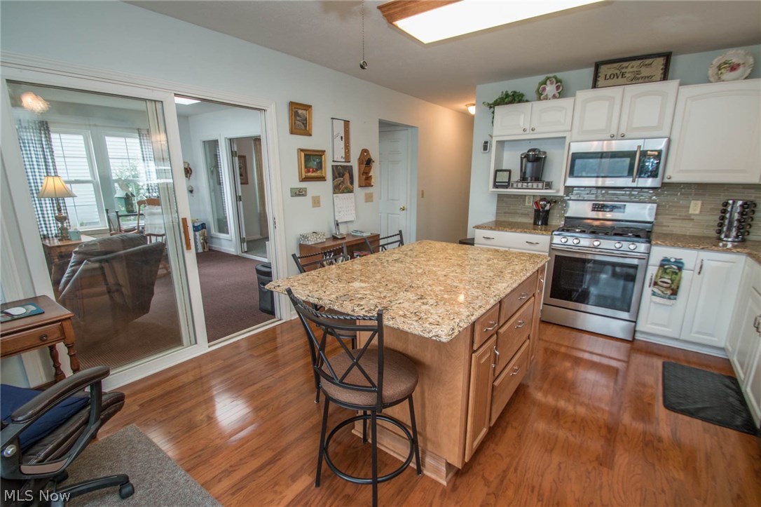 Muzzy Lake - Residential