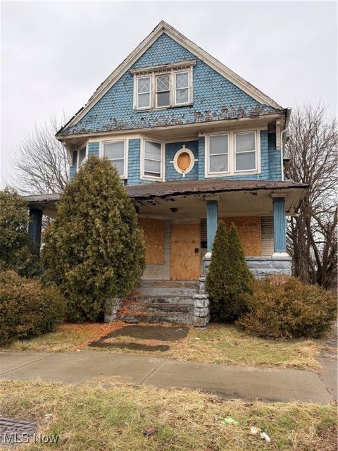 7515 Superior Avenue Cleveland OH 44103