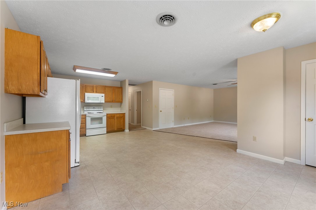 Orchard Hill Manor - Residential