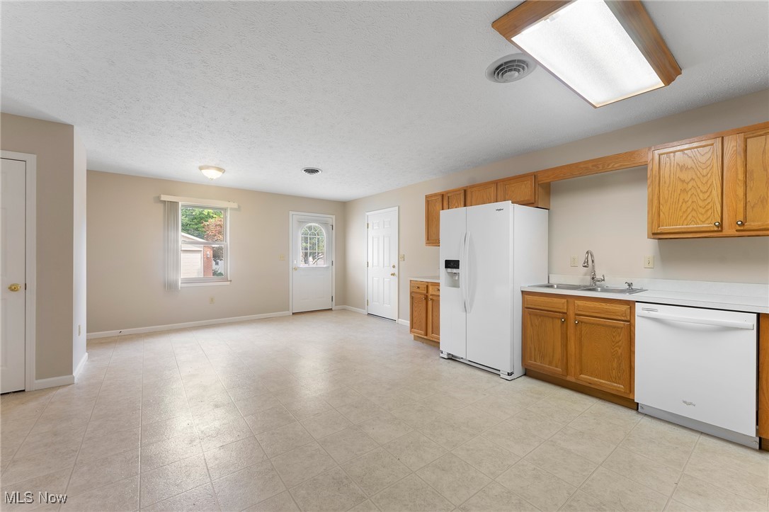 Orchard Hill Manor - Residential